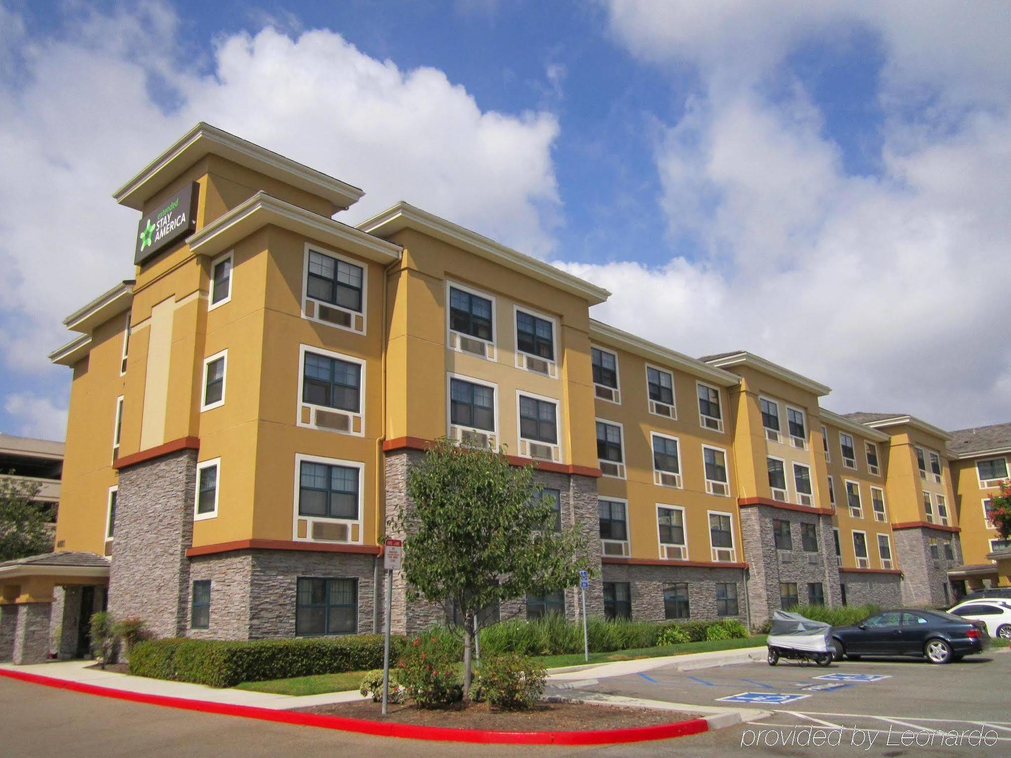 Extended Stay America Suites - Orange County - John Wayne Airport Newport Beach Exterior photo